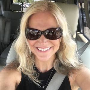 Meet your Posher, Rebecca